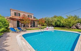 Villa Rizolia Epta By Villa Plus